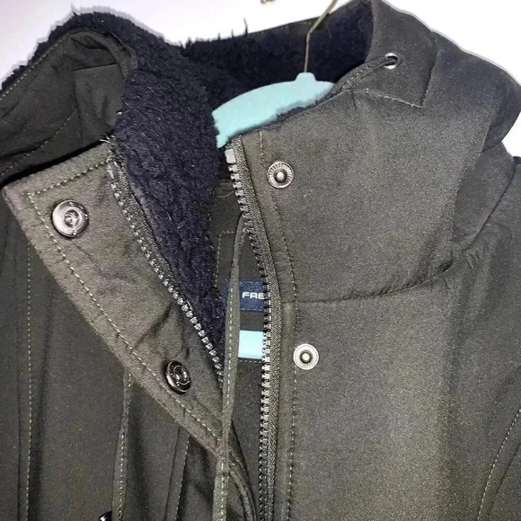 FrenchConnection Hooded Raincoat,green dark color size M, water resistant finish - Picture 13 of 13